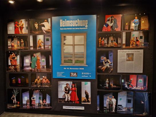 Exkursion: „Heimsuchung” im Theater der Altstadt Exkursion: „Heimsuchung” im Theater der Altstadt